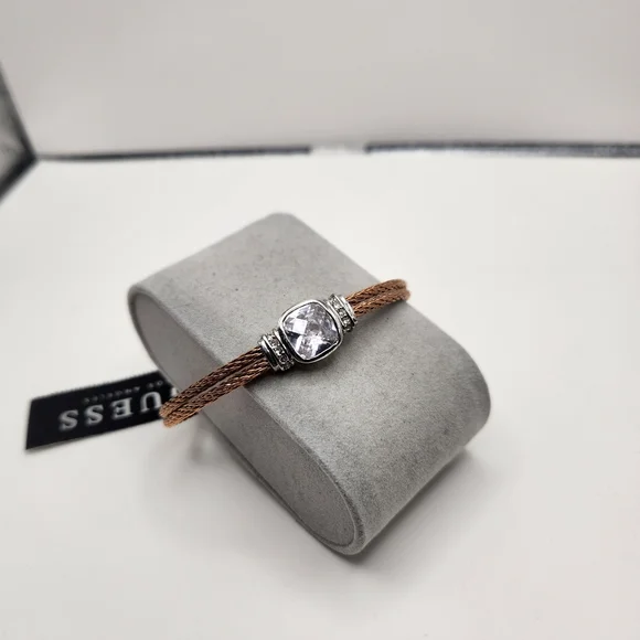 ♡ Guess Cubic Zirconia Cable Braclet in Bronze color - Picture 4 of 5